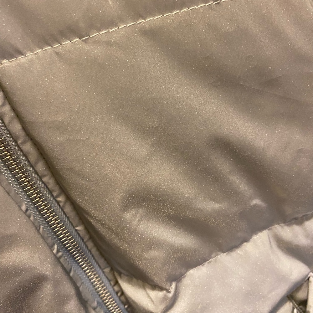 Reflective Cropped Puffer Jacket - Picture 10 of 12